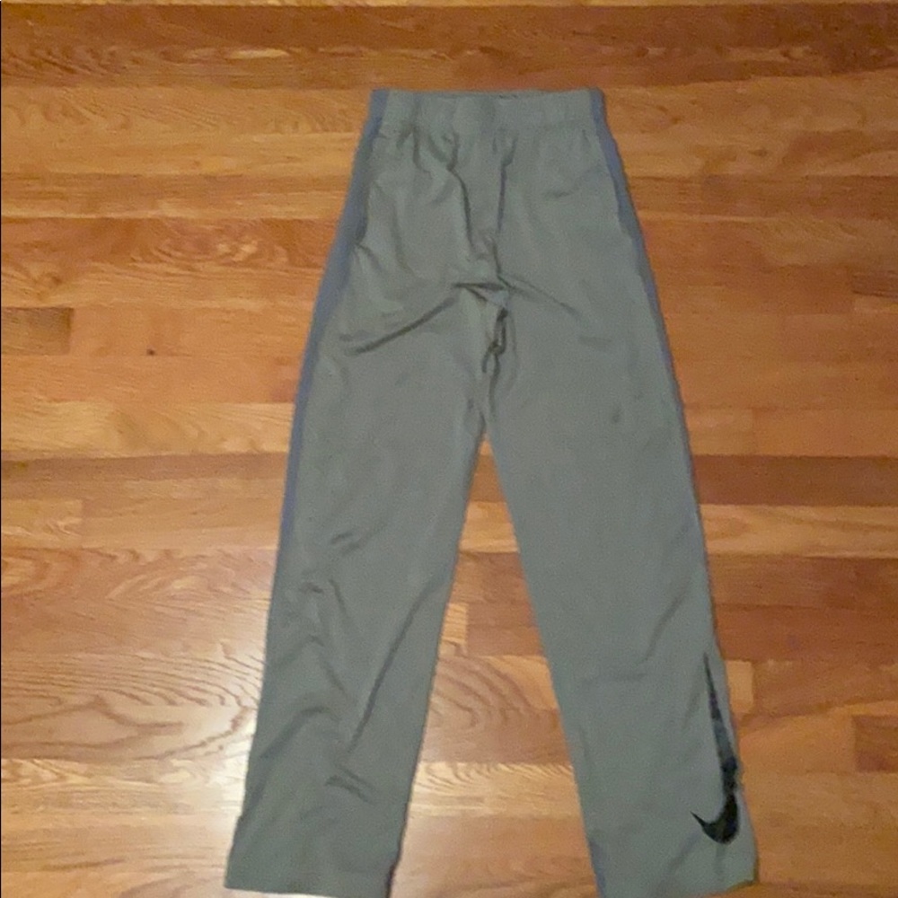 Sweatpants - Picture 5 of 6